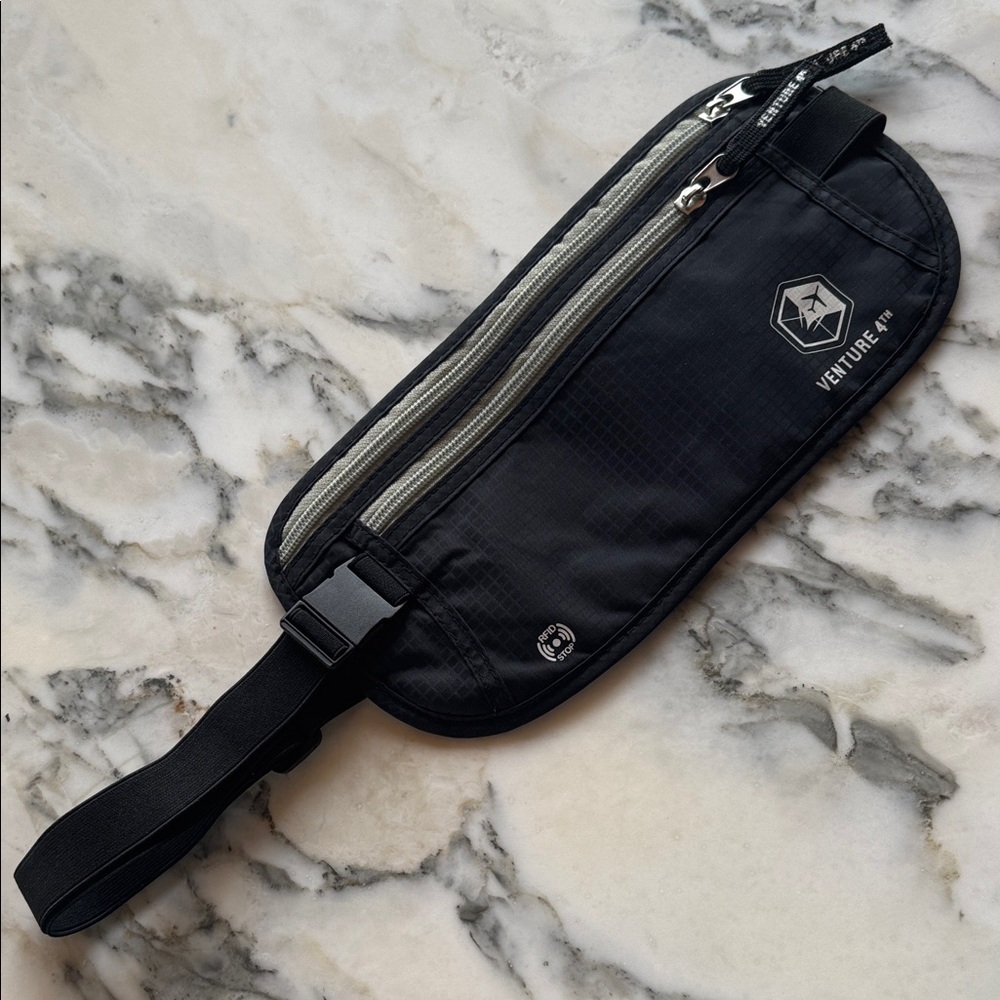 VENTURE 4th Black UNISEX Travel Belt Bag w/RFID Blocking - Picture 4 of 10